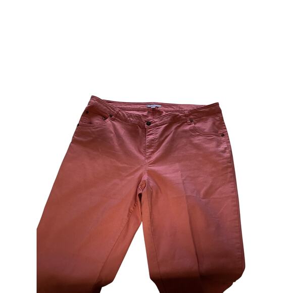 Woman Within Coral Clam Diggers, Shorts 20WP - Picture 1 of 10